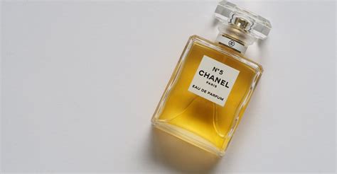 comment reonnaitre un vrai parfum chanel d un faux